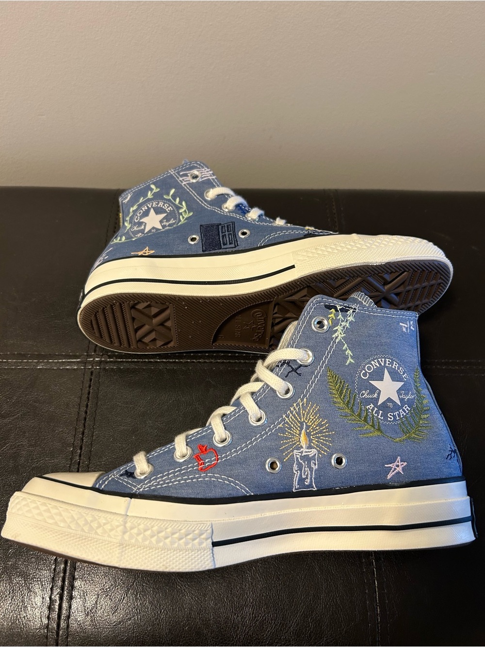 Women’s Converse Chuck 70 High
'Cowboy Embroidery’ Sneakers Size 8